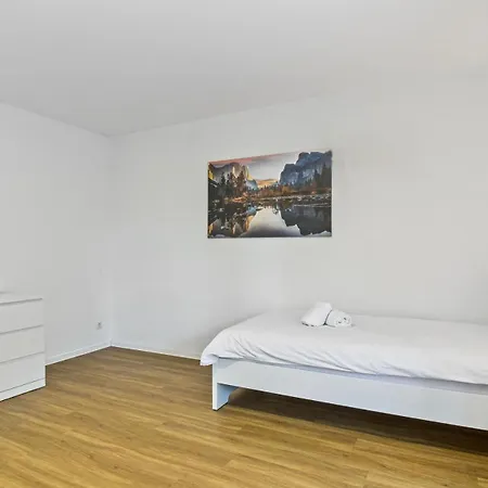 Business-apartment Mit Drei Schlafzimmern In * リップシュタット
