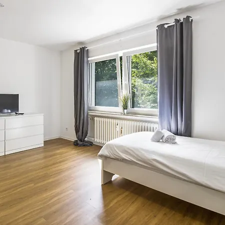 Business-apartment Mit Drei Schlafzimmern In アパート *